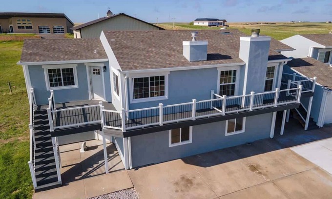 Whitetail Condo | Bayview Combo Condos 3 & 4, Ogallala Beach