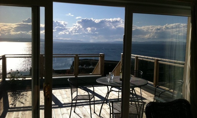 Portmahomack Cottage | Bayview Cottage Portmahomack - Lovely Highland cottage, great coastal views
