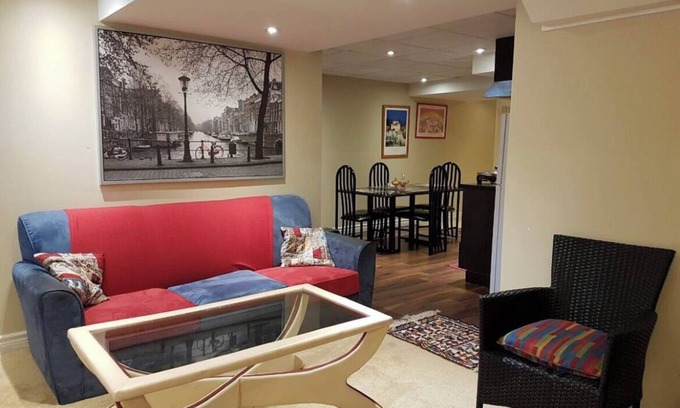 Richmond Hill Apartment | Bayview Hill Place