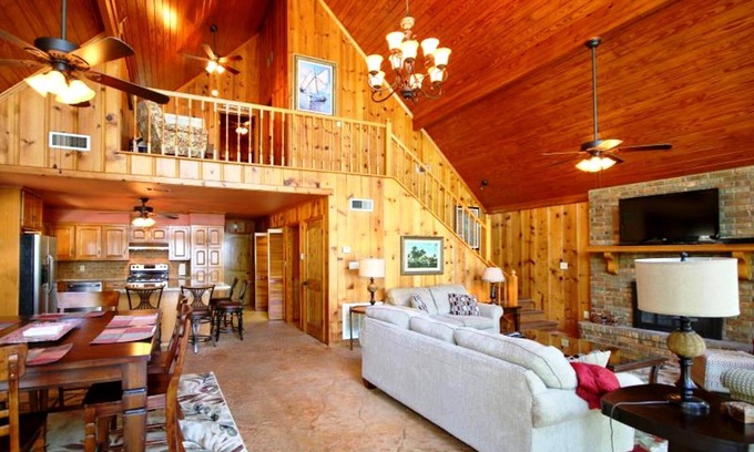 Negreet House | Bayview Lodge*Great Rental for a large family, Special Event, or just relaxing