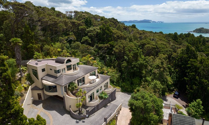 Paihia House | Bayview Panorama - Paihia Holiday Home