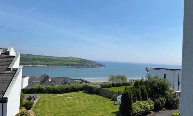 Youghal Villa | Bayview Villa Costal Retreat