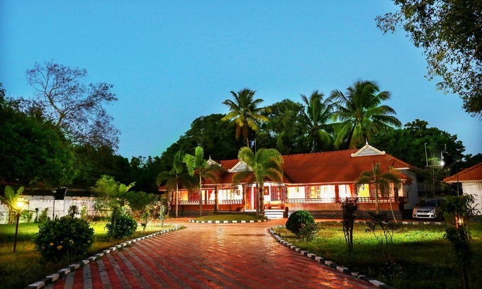 Sea View Ward House | Baywatch Beach Resort