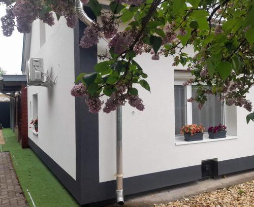 Zsorifurdo Apartment | Bazsalikom-Apartman