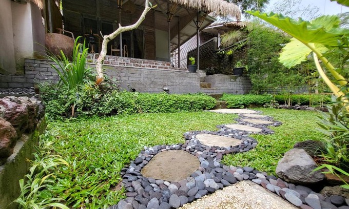 Kenderan Bed & Breakfast | BB House Ubud