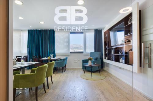 Split Bed & Breakfast | BB Residence