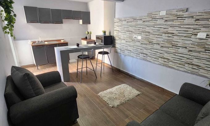 Guadalupe Apartment | be happy