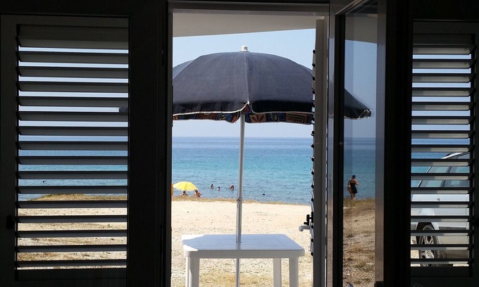 Marina di Mancaversa Apartment | Beachfront dwelling in the center of Marina di Mancaversa