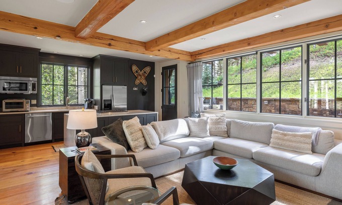 Mountain Village House | Be our Guest (House)
