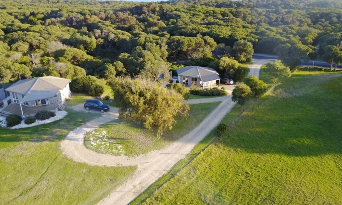 Sandy Point Villa | Beach and bush. Ideal peaceful getaway for families or couples.