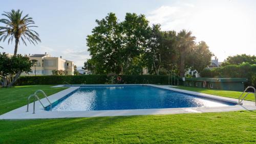 Guadalmar Apartment | Beach Apartment Guadalmar