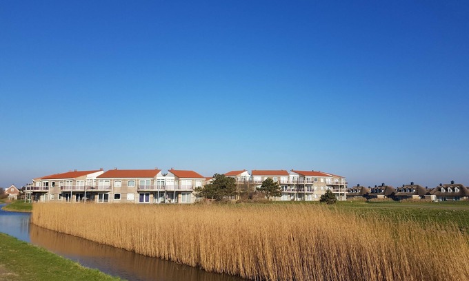 Julianadorp aan zee Apartment | Beach apartment SunnySite