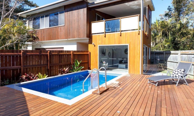 Boomerang Beach House | Beach Break - Pacific Palms Holidays