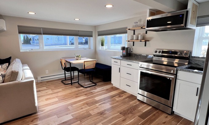 Old Orchard Beach Condo | Beach Bunker Minute Walk To Beach and Pier at Old Orchard Family-Friendly Cozy