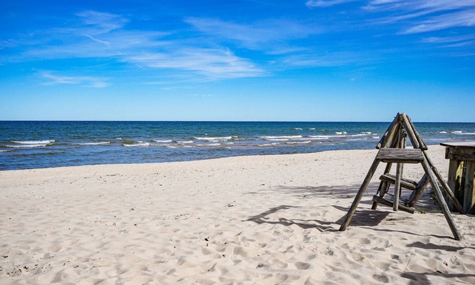 Oscoda Cottage | Beach Club of Oscoda Cottages
