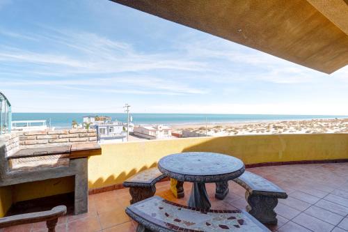 San Felipe Apartment | Beach Condo 7- Sleeps 8, Pool, WiFi, AC, Security