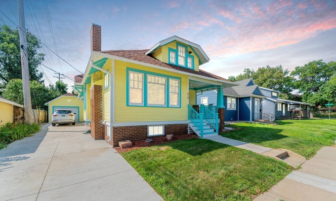 Sioux Falls Apartment | Beach Dream'n at Nana's