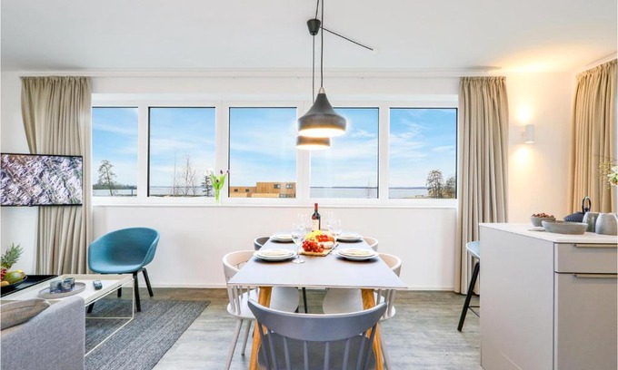 Lembruch Apartment | Beach Front Apartment