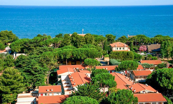 Giannella Apartment | Beach front apartment in Orbetello