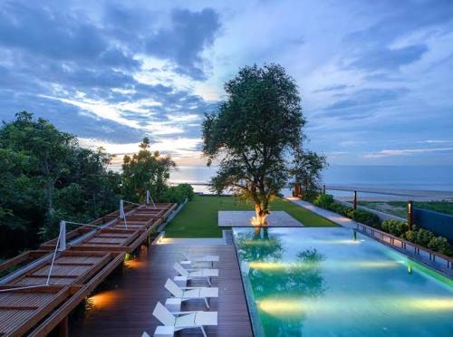 Cha-am Apartment | Beach Front Condo, Baan Thew Talay, Perfect Choice for Family and Couple