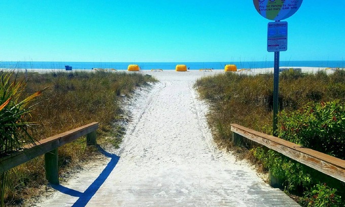 St. Pete Beach Condo | BEACH FRONT CONDO ON THE #1 VOTED BEST BEACH, POOL, VOLLEYBALL!