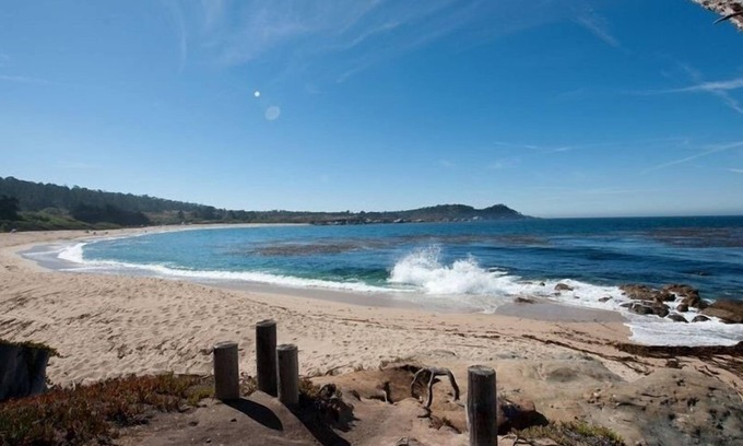 Carmel Cottage | Beach Front Cottages with Stunning Views Abalone Cottage