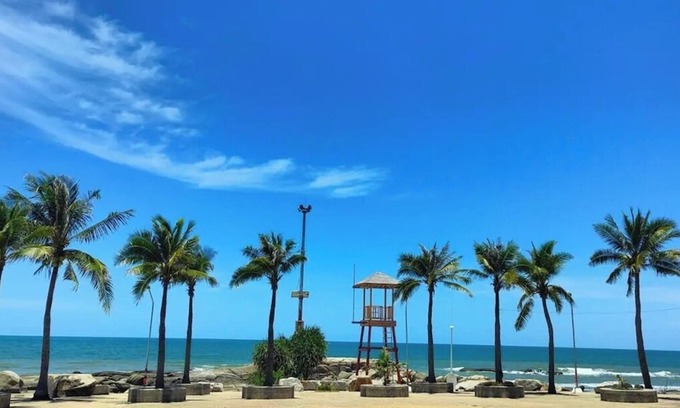 Rayong Condo | BEACH FRONT modern room + Free hi speed Wi-Fi