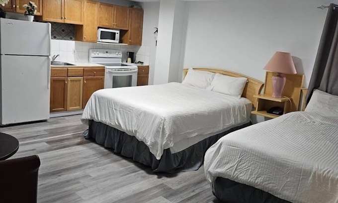 Sylvan Lake Hotel | Beach Front Resort