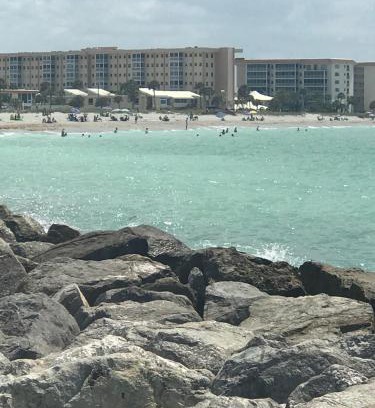 Venice Apartment | Beach Front San Marco 2 bedroom condo Venice Florida