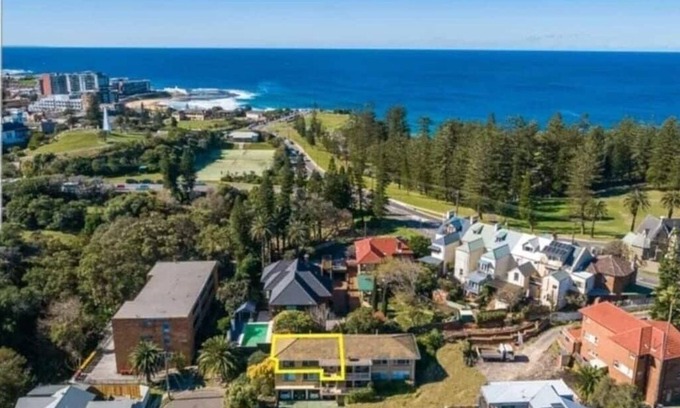 The Hill Apartment | Beach Haven on The Hill