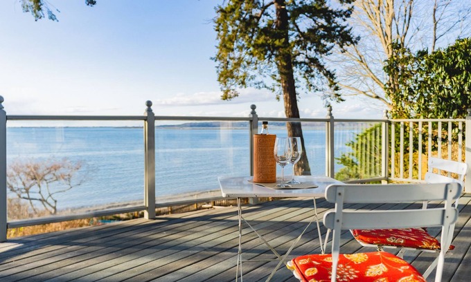 Bellingham House | Beach house at Lummi bay