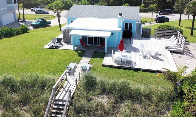 Melbourne Beach House | Beach House- Enjoy right on the Beach