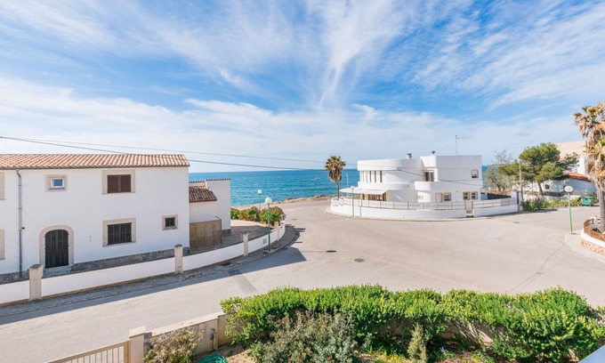 Sa Rapita Villa | "Beach House" (ETV/8101) Beautiful villa with spectacular sea views.