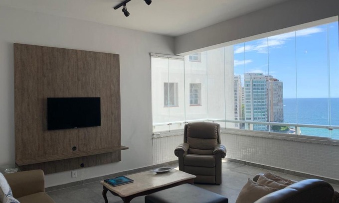 Centro Apartment | Beach House Facing the Sea