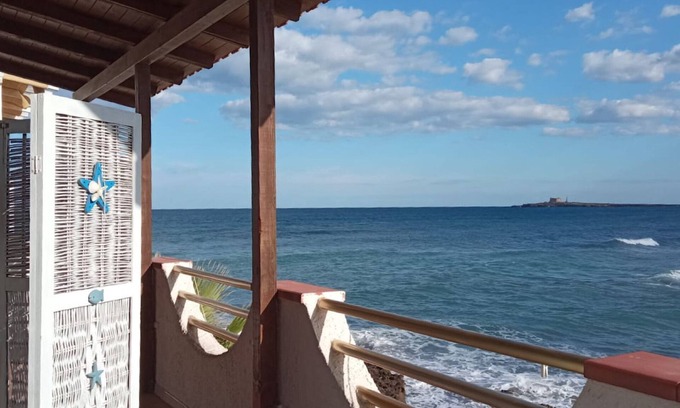 Pachino House | Beach-House In Front Of The Sicilian Sea between Marzamemi and Portopalo