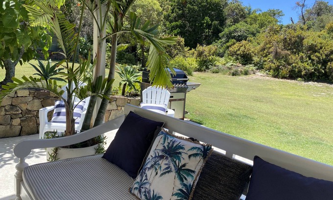 Byron Bay House | Beach House-Perfect Retreat-Walk to Tallow Beach!