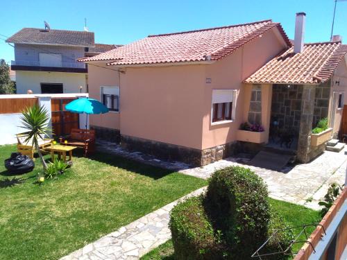 Magoito House | Beach house with garden