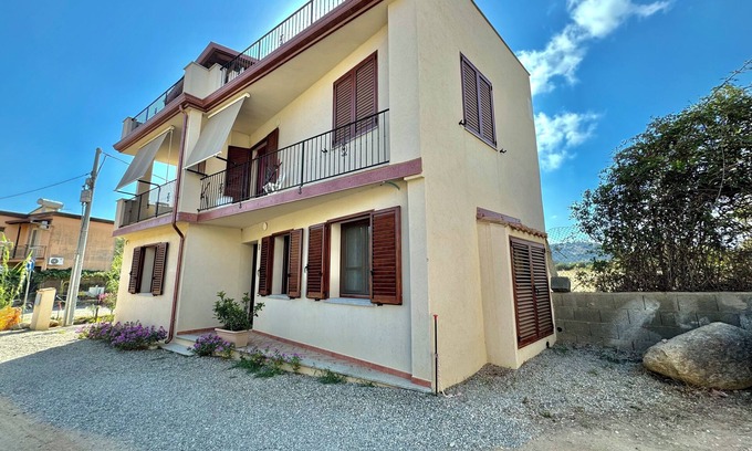 Torre di Bari Apartment | " Beach House with Terrace "