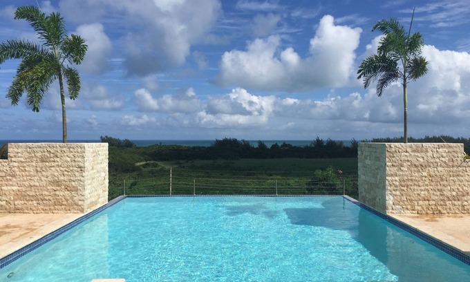 Luquillo Condo | Beach lovers escape!