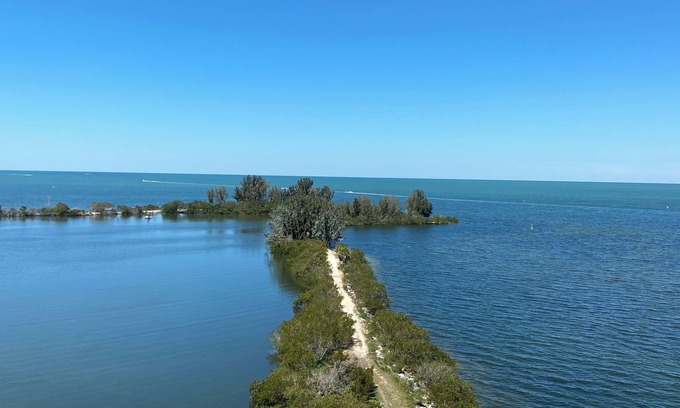 Hudson Beach Estates Condo | BEACH OASIS! Breathtaking views of the gulf & sunset! Enjoy the private beach