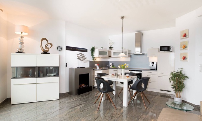 Binz Apartment | Beach oasis: Luxurious vacation apartment with box-spring bed and infrared cabin