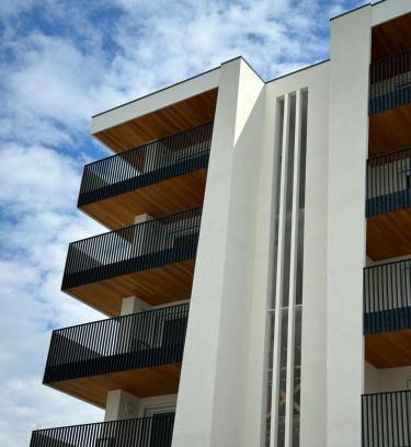 Jesolo Apartment | Beach Palace with small swimming pool, private beach, parking