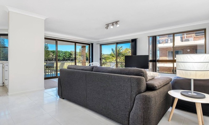East Ballina Apartment | Beach Point - Lighthouse Beach Apartment