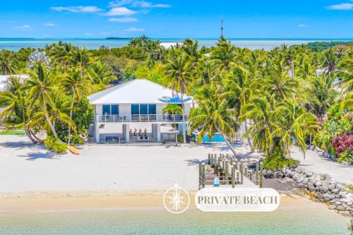 Islamorada House | Beach Residence Private overwater dock Heated Pool Mahi Key