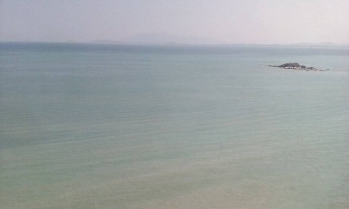 Tanjung Bungah Apartment | Beach Resort Paradise hotel suite