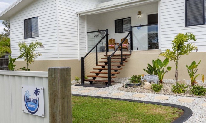 Bongaree House | BEACH SHACK - BONGAREE