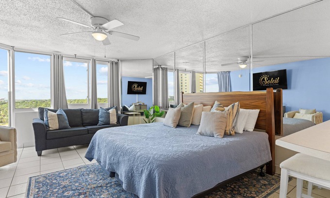 Panama City Beach Condo | Beach View | Renovated | Cozy | FLPCB89
