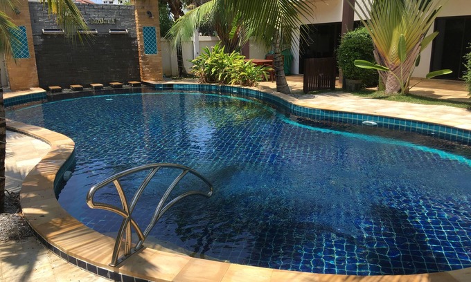 Rayong Villa | Beach Villa 250m to the beach: Disabled-friendly