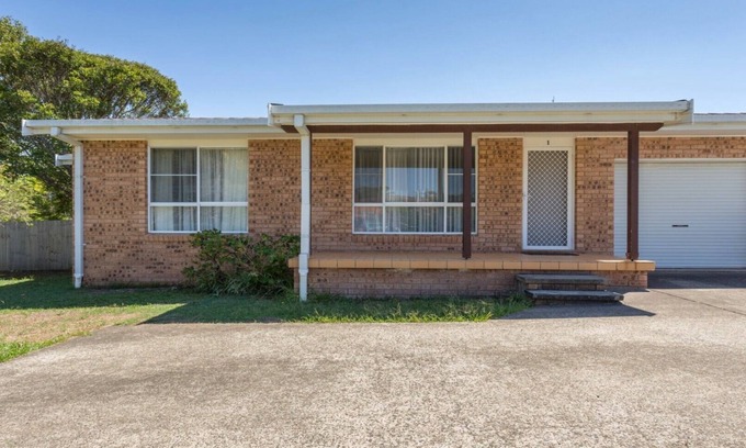 Old Bar Apartment | Beachcomber, TOP NOTCH