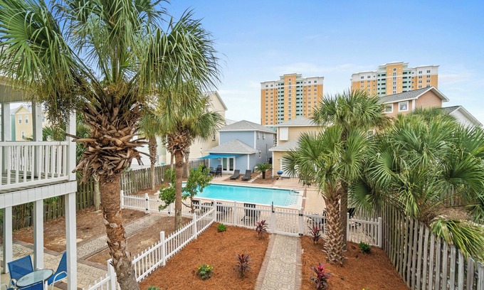Gulf Lagoon Beach Condo | Beaches and Dreams by Book That Condo
